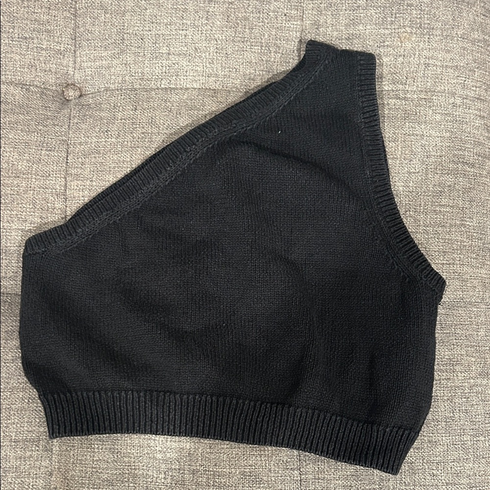 One shoulder knit top